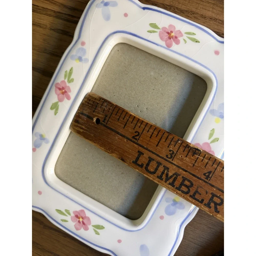 Unbranded vintage photo